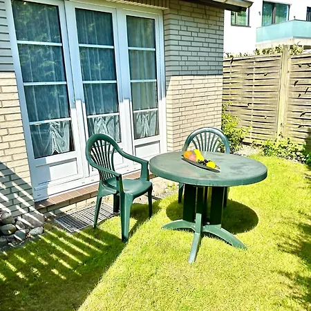 5061 Saarstr 8a Apartment
